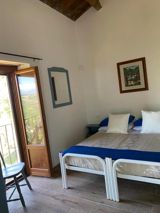 Agriturismo Flara Basciano Bagian luar foto